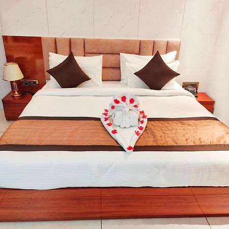 Hotel Suncity Palace Katihār Zewnętrze zdjęcie