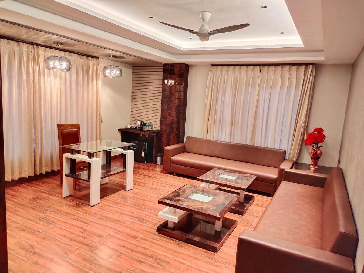 Hotel Suncity Palace Katihār Zewnętrze zdjęcie