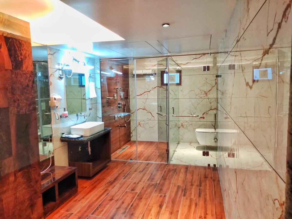 Hotel Suncity Palace Katihār Zewnętrze zdjęcie