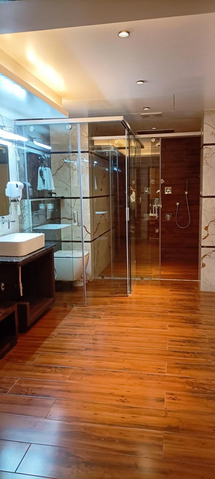 Hotel Suncity Palace Katihār Zewnętrze zdjęcie