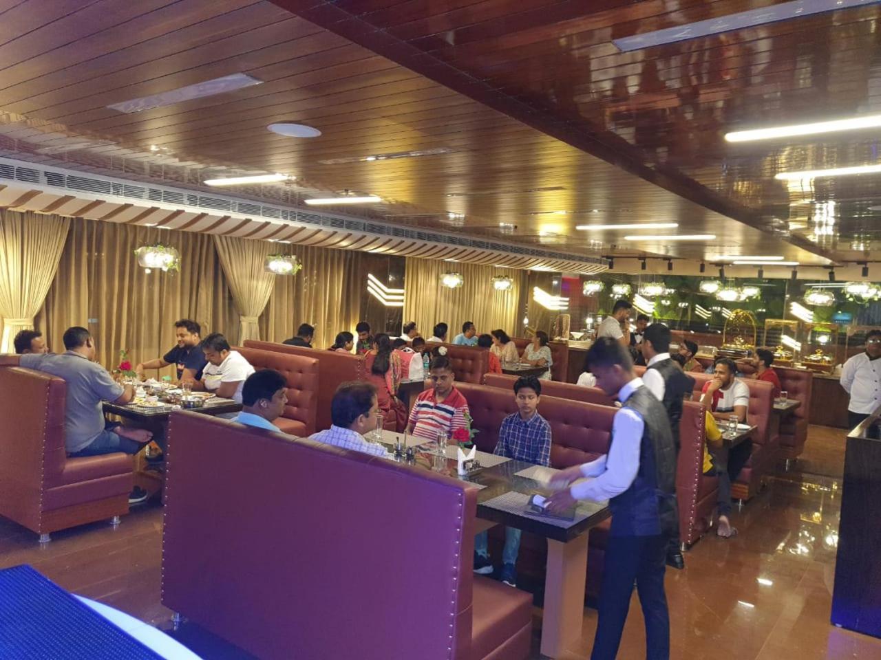 Hotel Suncity Palace Katihār Zewnętrze zdjęcie