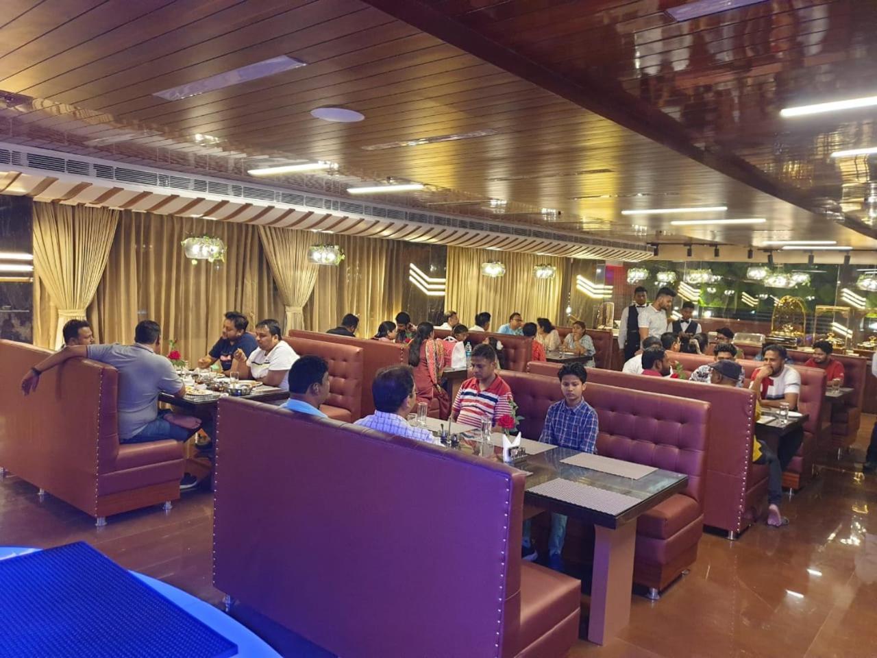 Hotel Suncity Palace Katihār Zewnętrze zdjęcie