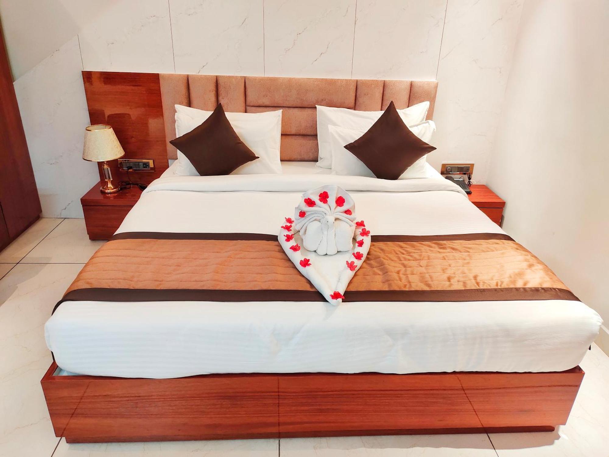 Hotel Suncity Palace Katihār Zewnętrze zdjęcie